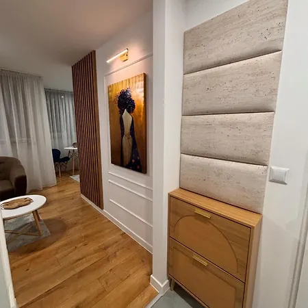 Panorama Apartment *
